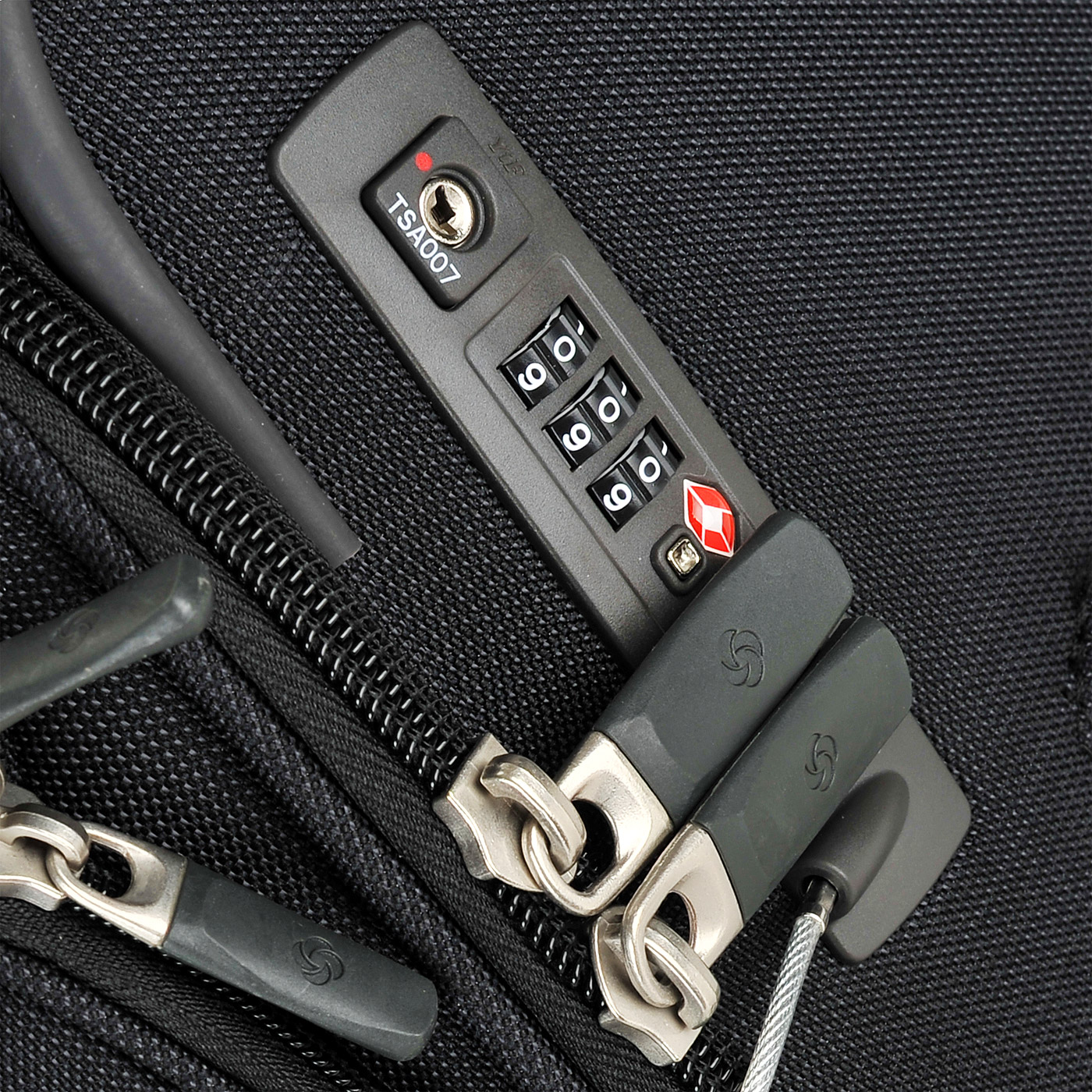 Чемодан для ручной клади тканевый Samsonite Spark Sng