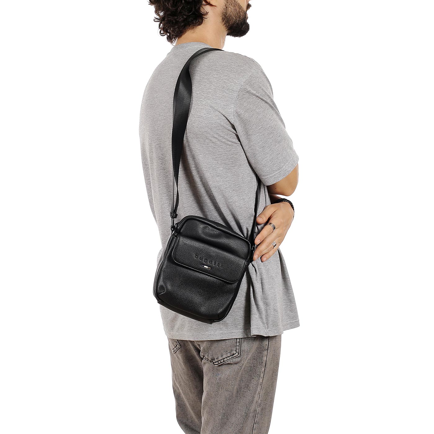 Сумка через плечо Bugatti Rico