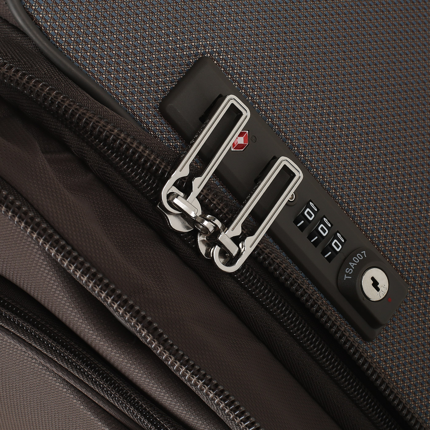 Чемодан большой L тканевый с кодовым замком Samsonite B-Lite Icon